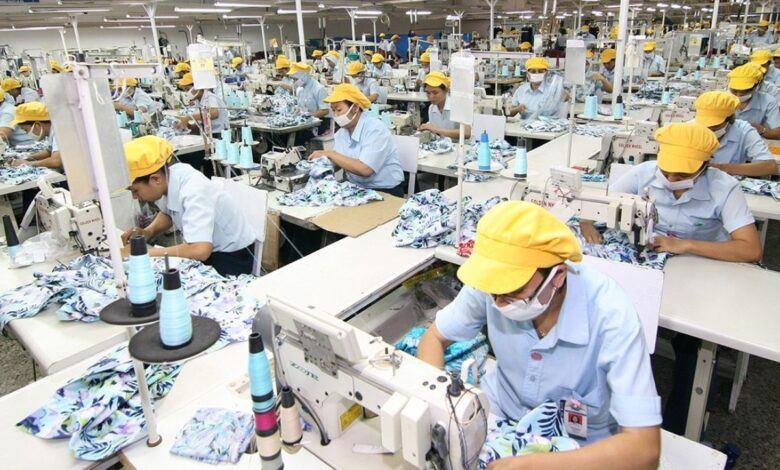 Industri Otomotif Terancam! Serbuan Impor Bisa Jadi 'Pukulan Kedua' setelah Tekstil