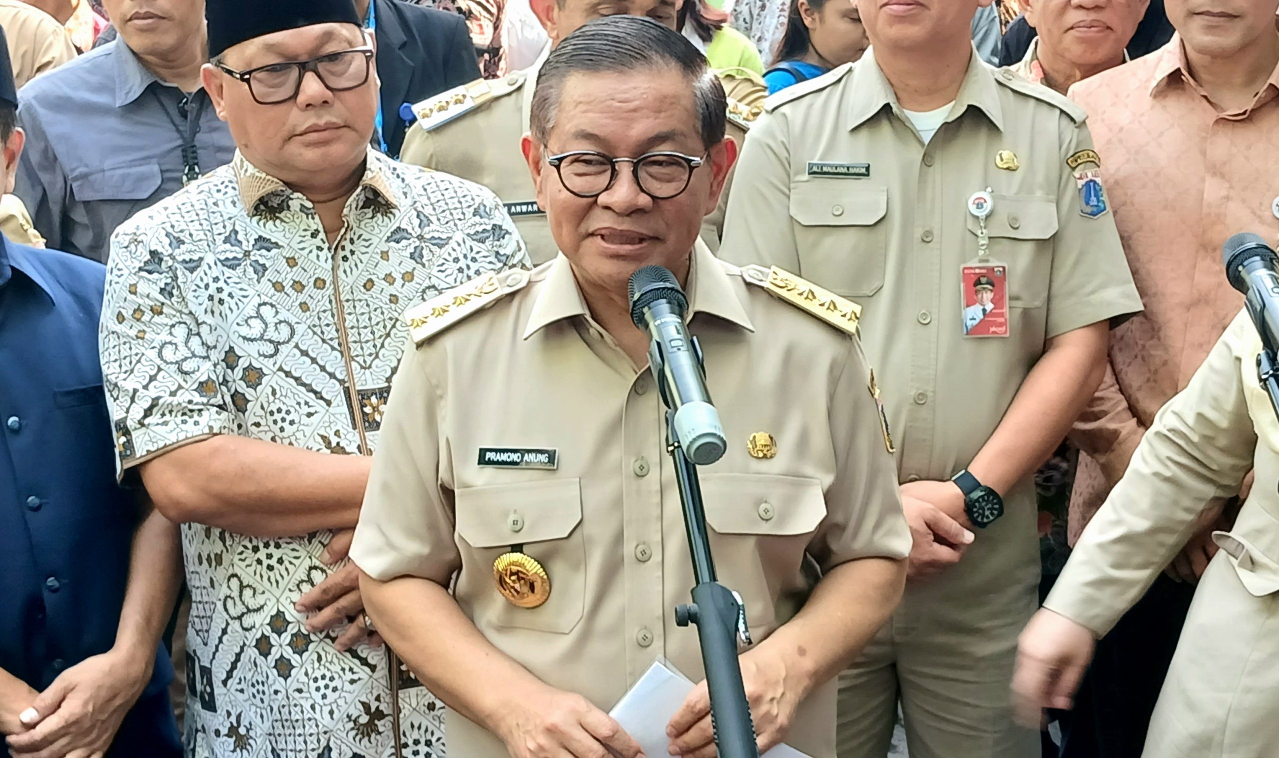 pramono-anung-setiap-rt-wajib-siapkan-apar-untuk-cegah-kebakaran-di-permukiman-padat